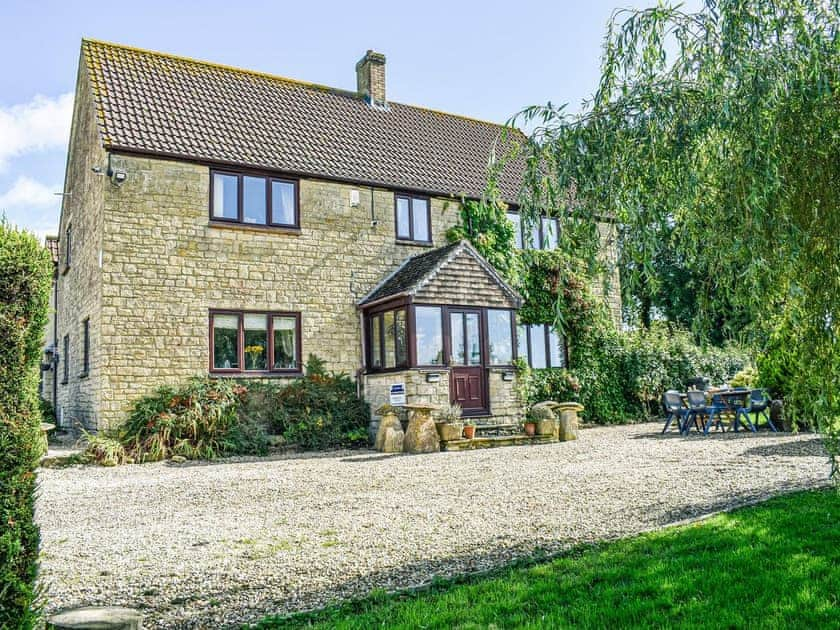 Exterior | Yeabridge Farm - Yeabridge Farm Stays, Beaminster