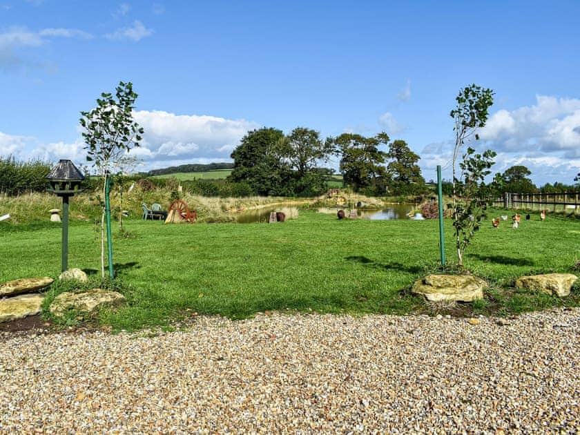 View | Pond View at Yeabridge Farm - Yeabridge Farm Stays, Beaminster