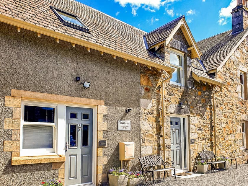 Exterior | Oakbank Servant&rsquo;s Quarters - Pitlochry Self Catering, Pitlochry