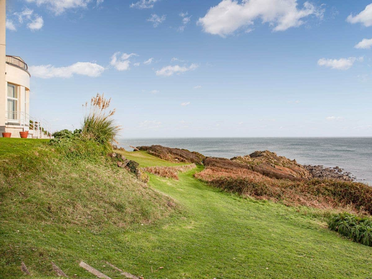 Headland Cottages, St Keverne, Cornwall