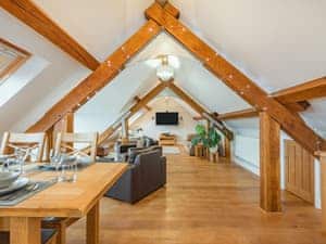 Open plan living space | The Barn at Whitefields, Charlton