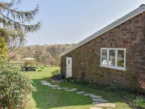 Setting | Little Folly, Winsford