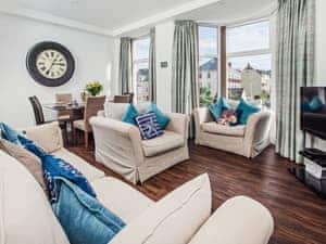 Living room/dining room | Dyma Y Bywyd, Tenby