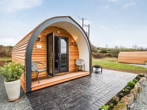 Exterior | Celyn Bach - Podiau Efyrnwy Pods, Llanwddyn