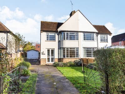 Exterior | Dellswood, Broadway