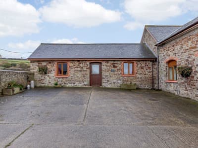 Exterior | The Barn - Oldiscleave Farm Cottages, Bideford