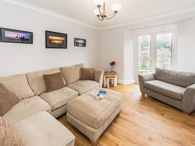 Living room | 2 Mount Pleasant - River View Cottages, Looe