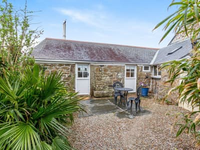 Exterior | Curlews, Buryas Bridge, near Penzance