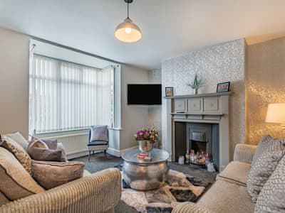 Living room | Silver 6pence, Whitby