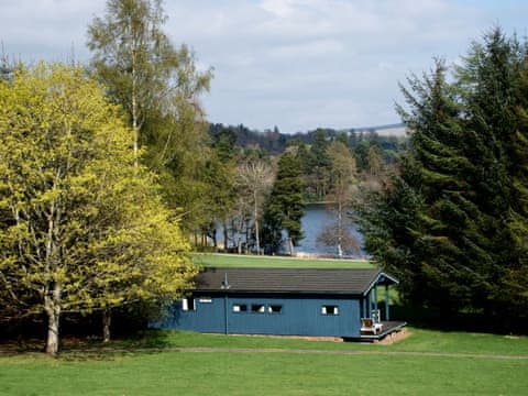 Exterior | Spruce Chalet 2 - Loch Monzievaid, Crieff