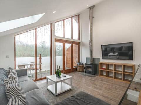 Living area | Waterside Lodge Fifteen - Ashgrove Country Park, Elland