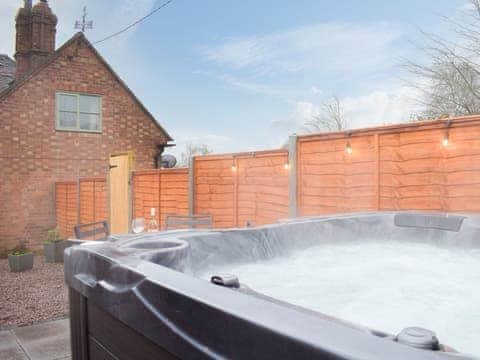 Hot tub | The Classroom, Bridgnorth and Ironbridge