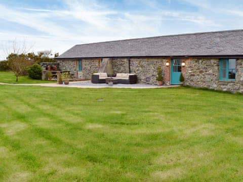 Exterior | Aberdaron Retreat- Ty Cam - Aberdaron Retreat, Aberdaron