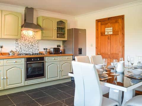 Kitchen | Ty&rsquo;n-y-Canol, Johnston, near Haverfordwest