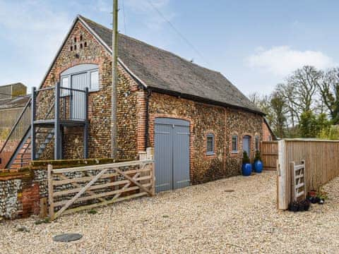 Exterior | Highhouse Lodge, Bawdsey