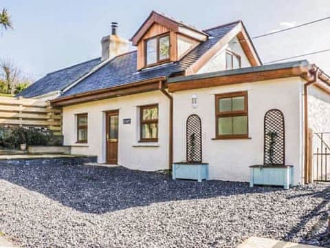 Exterior | Tan Y Marian, Brynteg