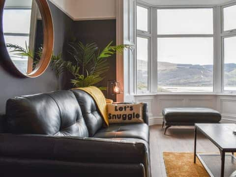 Living room | Ty Isaf, Barmouth