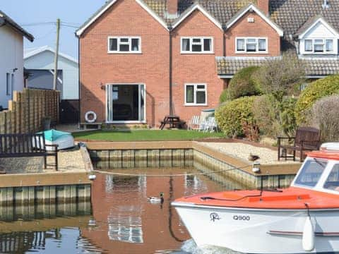 Exterior | Heron&rsquo;s Quay, Wroxham