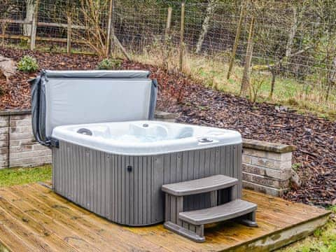 Hot tub | Woodside, Blairgowrie