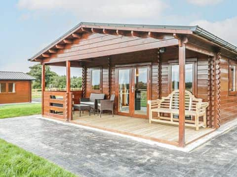 Exterior | Ty Mai - Ty Mai : Fronwen Lodges, LLANFAIRPWLLGWYNGYLL