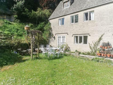 Exterior | Violet Cottage, Pitchcombe, near Painswick