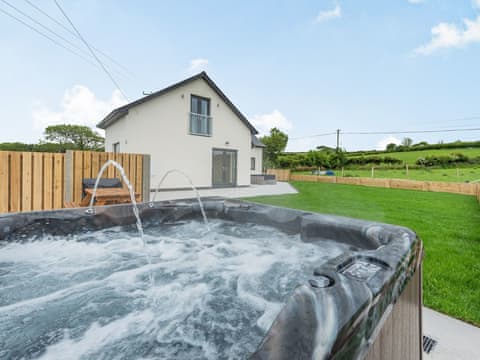 Exterior | Gorwelon, Aberaeron