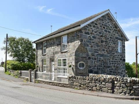 Exterior | Bryn Y Felin, Dyffryn Ardudwy, near Harlech