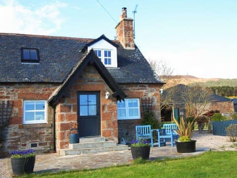 Exterior | Rose Cottage - Culmaily Farm, Golspie