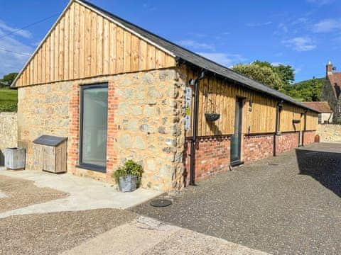 Exterior | The Farriers - Cooks Castle Farm, Wroxall, near Ventnor