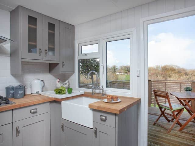 Kitchen | The Retreat 8 - Moorland Views, Newton Abbot