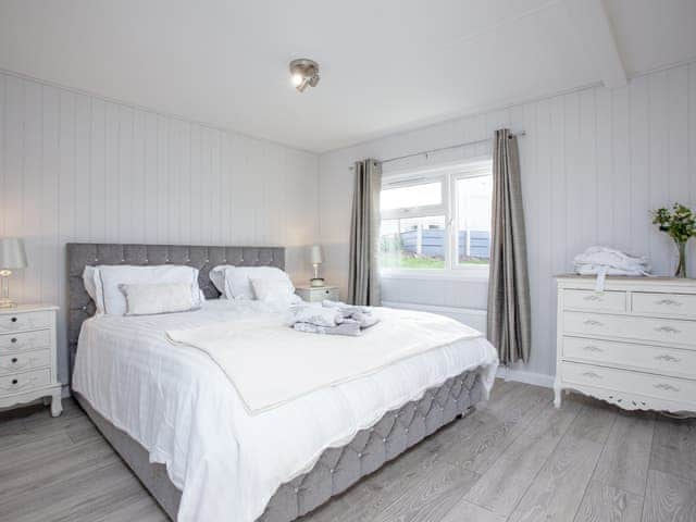 Double bedroom | Lookout Lodge - Moorland Views, Newton Abbot