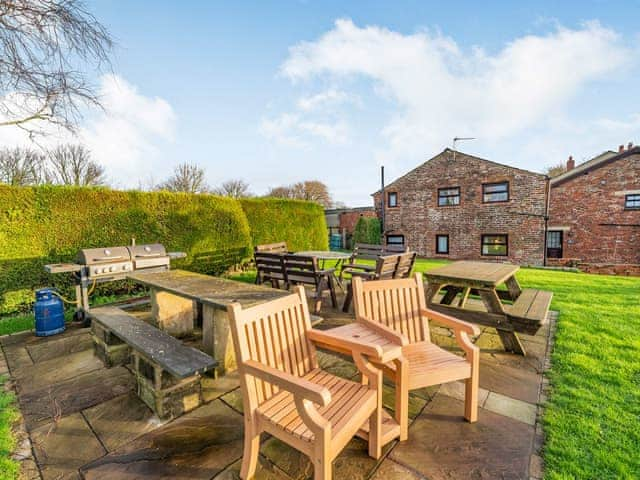 Shared outdoor area | Hardhorn Breaks, Poulton Le Fylde