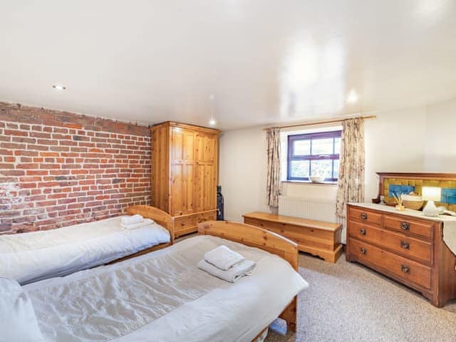 Twin bedroom | The Barn - Hardhorn Breaks, Poulton Le Fylde