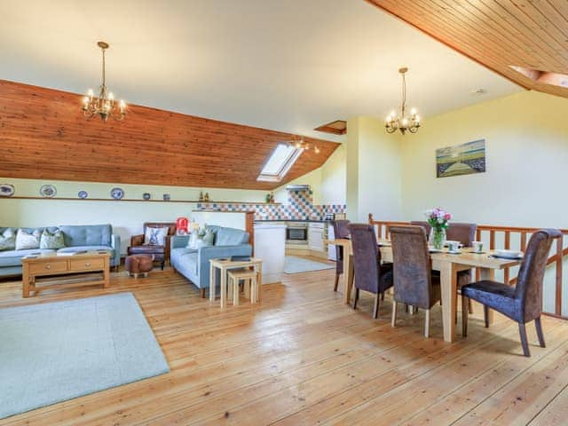 Open plan living space | The Granary - Oldiscleave Farm Cottages, Bideford