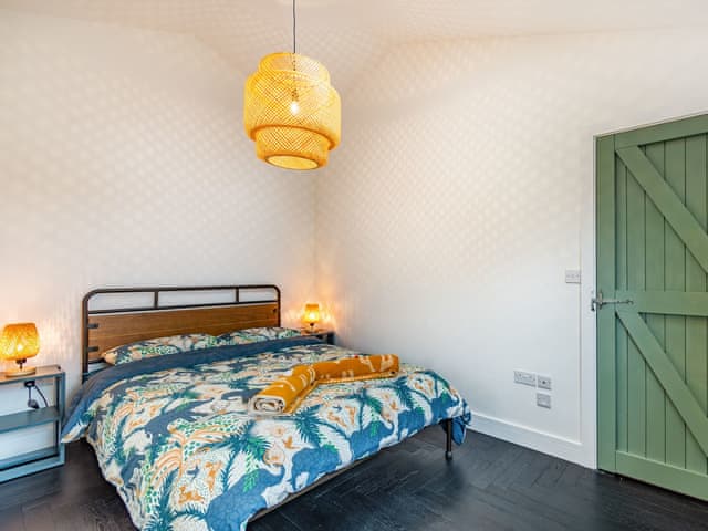 Double bedroom | Lottie&rsquo;s Luxurious Lodge - Lower Farm Lodges, Chart Sutton, near Maidstone