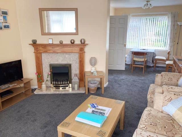 Living area | Vale View, Richmond