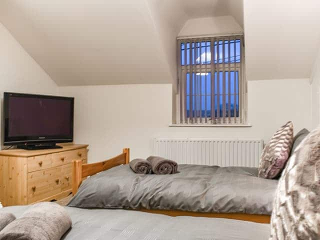 Twin bedroom | Stonebank Cottage - Stonebank Cottages, Newfield, near Bishop Auckland