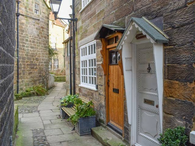 Exterior | Oakfield Cottage, Robin Hoods Bay