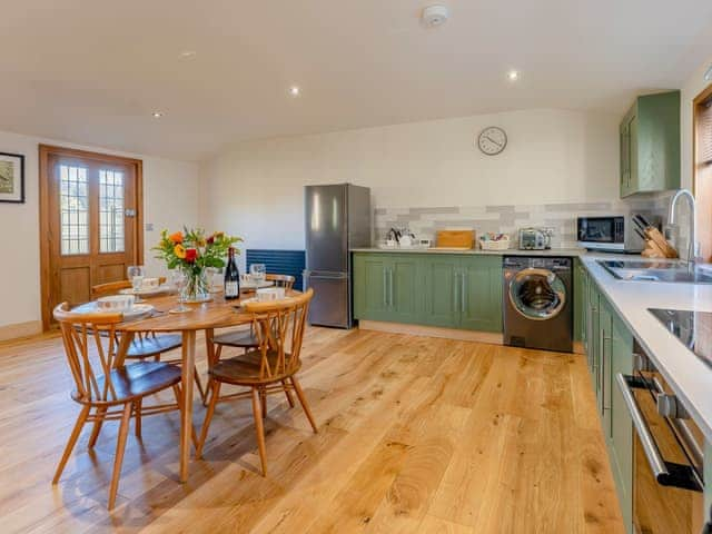 Kitchen/diner | Bluebell Lodge - Chicken Shed Lodges, Ashford