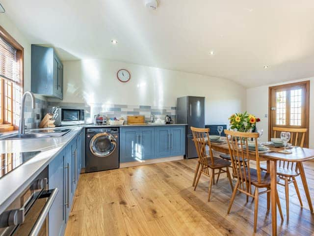 Kitchen | Snowdrop Lodge - Chicken Shed Lodges, Ashford