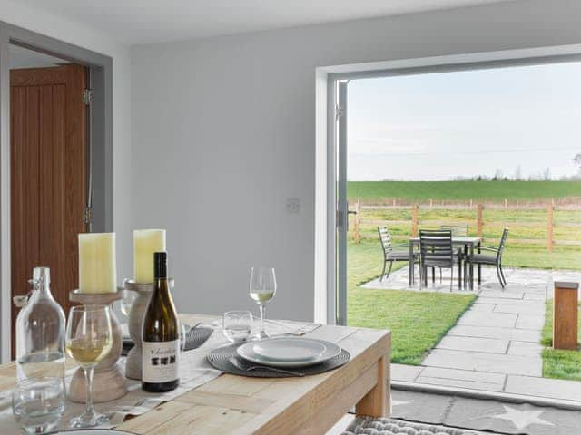 Dining Area | The Foundary - Yocking Gate Holiday Accommodation, Whitchurch