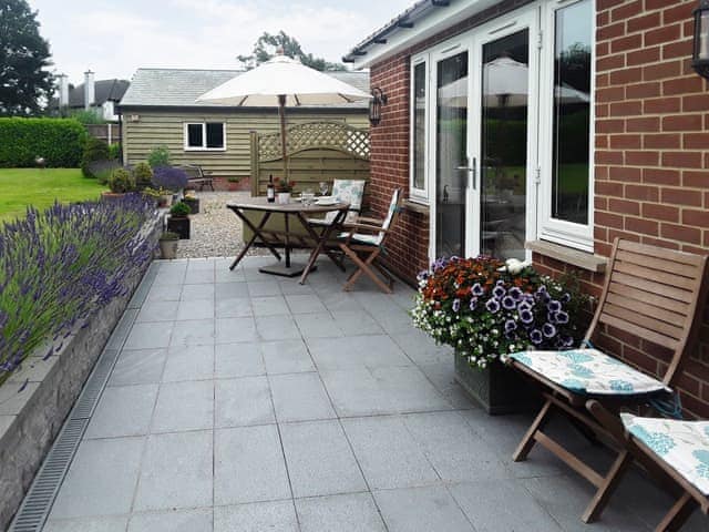 Patio | Holly Lodge, Hemsby