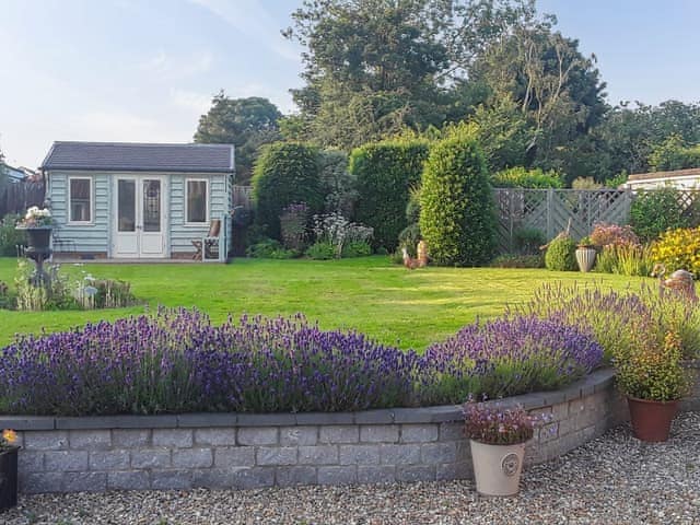 Garden | Holly Lodge, Hemsby