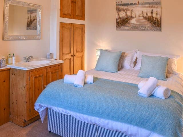 Double bedroom | Clouds End, Linton Falls, near Grassington