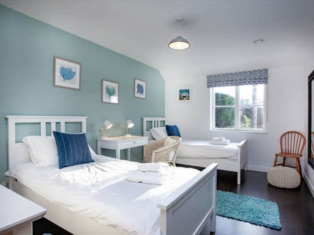 Twin bedroom | Stargazer, Modbury, near Ivybridge