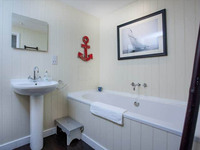 Bathroom | Stargazer, Modbury, near Ivybridge