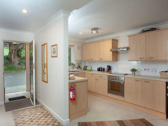 Kitchen area | Gull Cottage, Falmouth