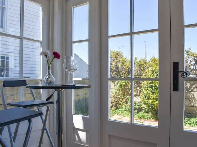 Lovely sunny conservatory | Oyster Cottage, Whitstable