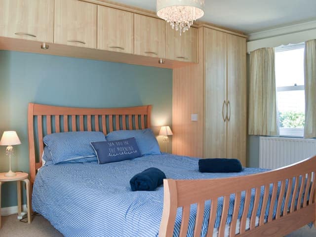 Cosy and comfortable double bedded room | Oyster Cottage, Whitstable