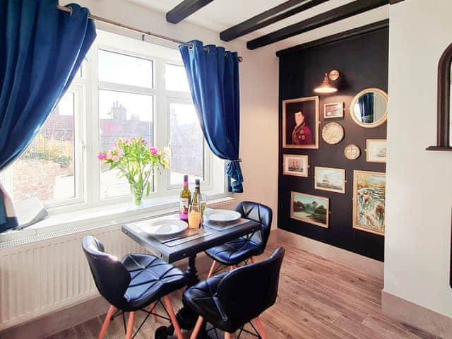 Dining Area | Benson&rsquo;s Gem, Whitby